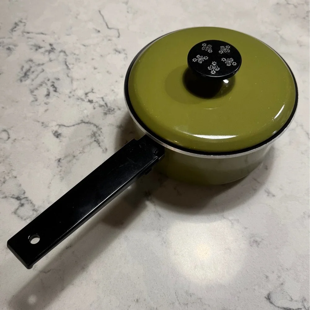 Vintage Fashion Manor‎ by JCPenney 1.5 Qt Saucepan Avocado Green w/Lid EUC